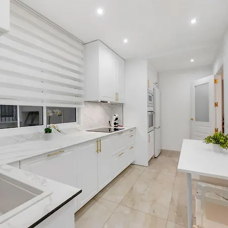 アパート Angeles Center マルベーリャ