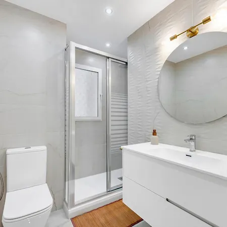 Angeles Center * マルベーリャ