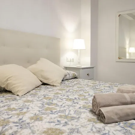 Angeles Center Apartament Marbella