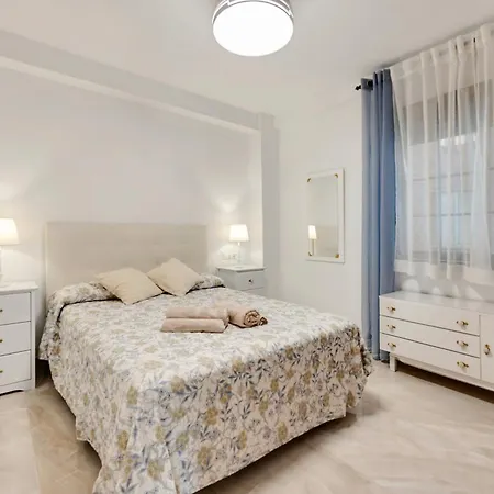 Angeles Center Lejlighed