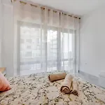 ángeles Center Appartement *